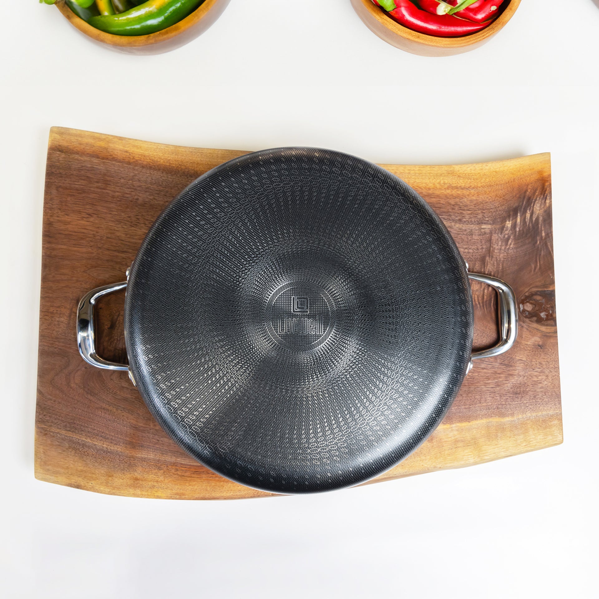 DiamondClad™ 14-Inch Thermowave™ Hybrid Everything Pan and Lid Set